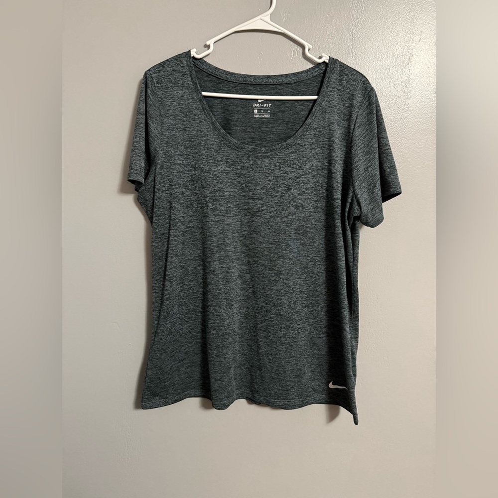 Nike Women's Charcoal Short Sleeve Tee